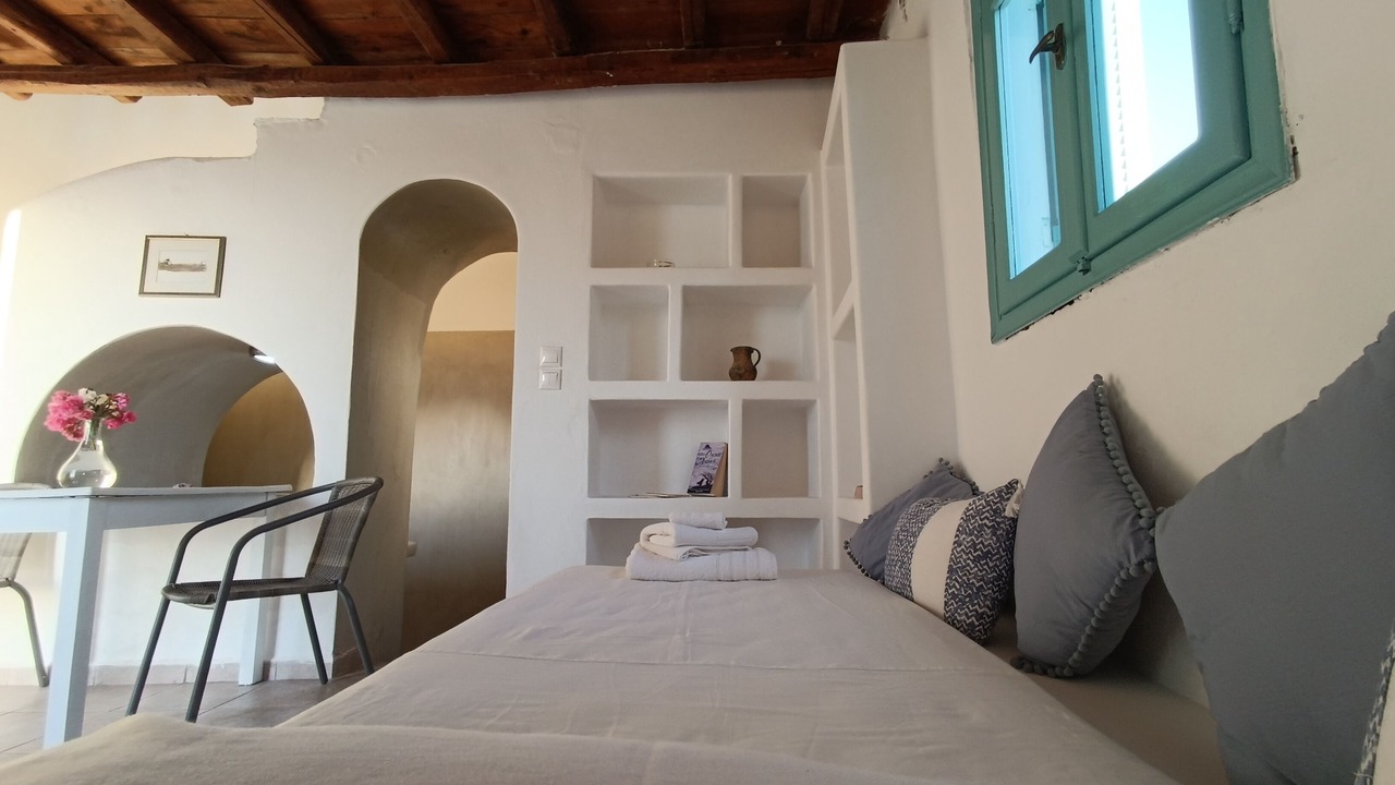 Photo of Bedroom in Chora Folegandros