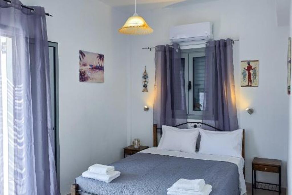 Photo of Bedroom in Messaria