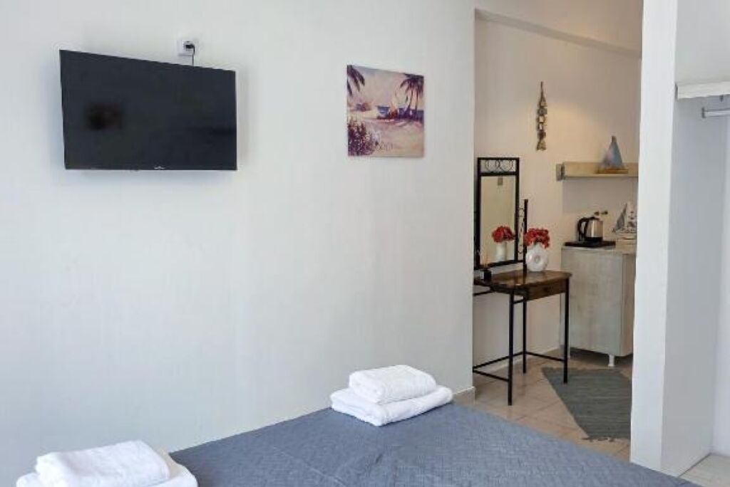 Photo of Bedroom in Messaria