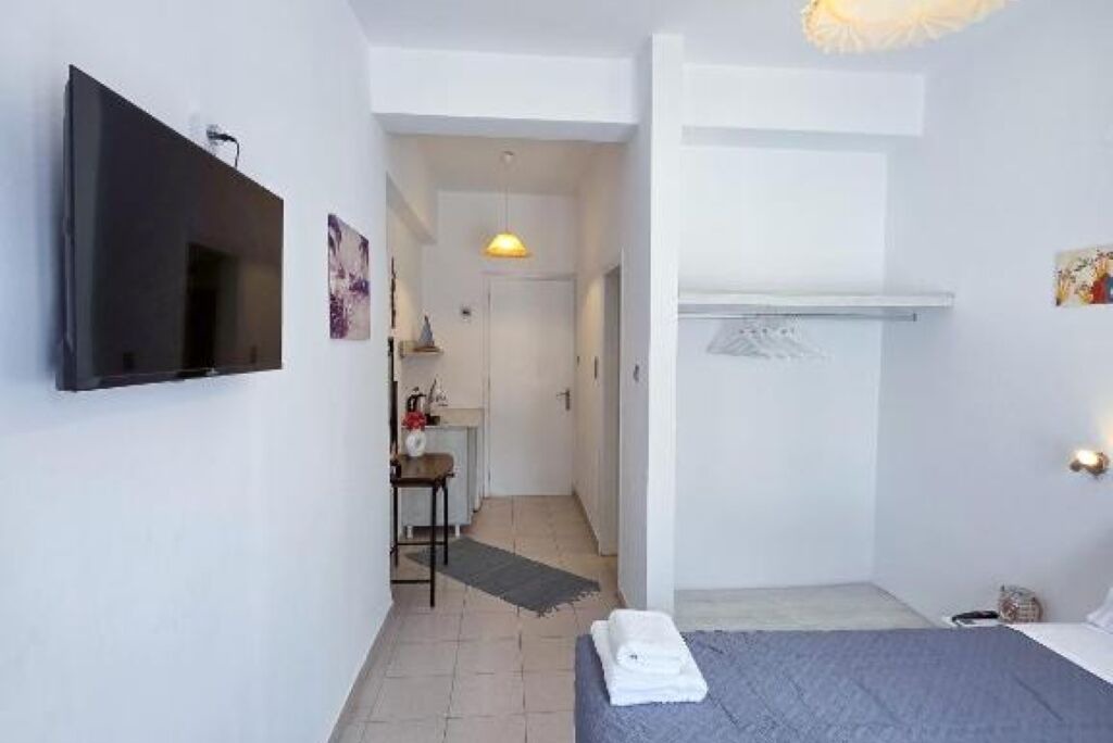 Photo of Bedroom in Messaria