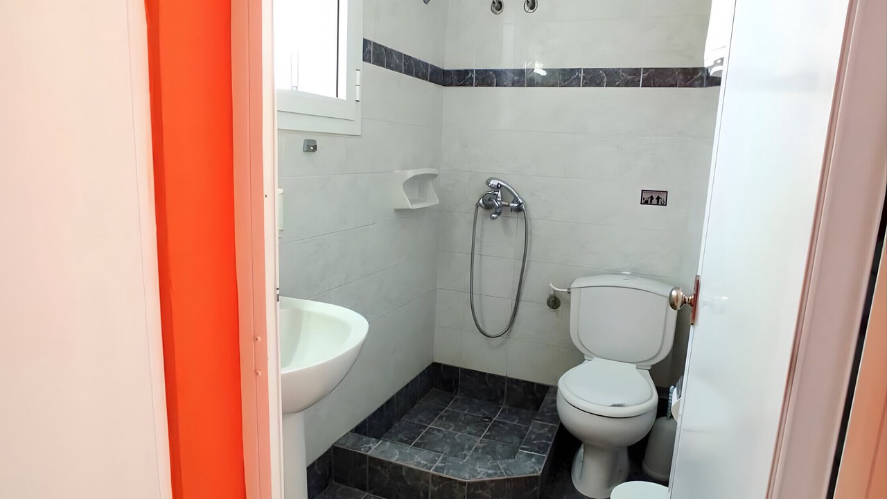 Photo of Bathroom in Kipri