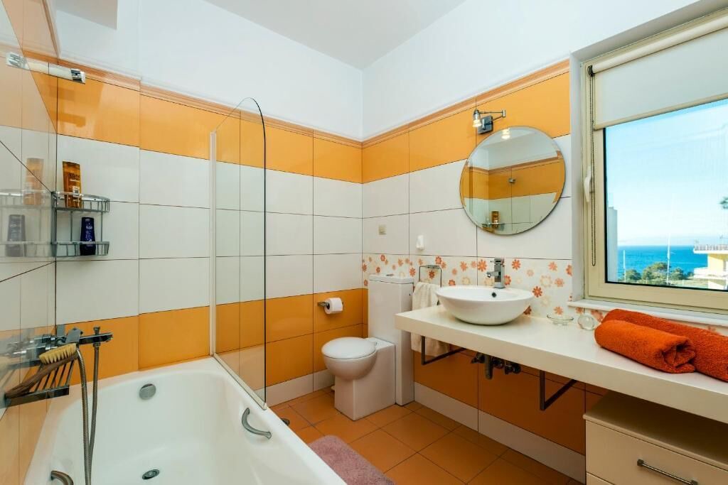Photo of Bathroom in Halepa