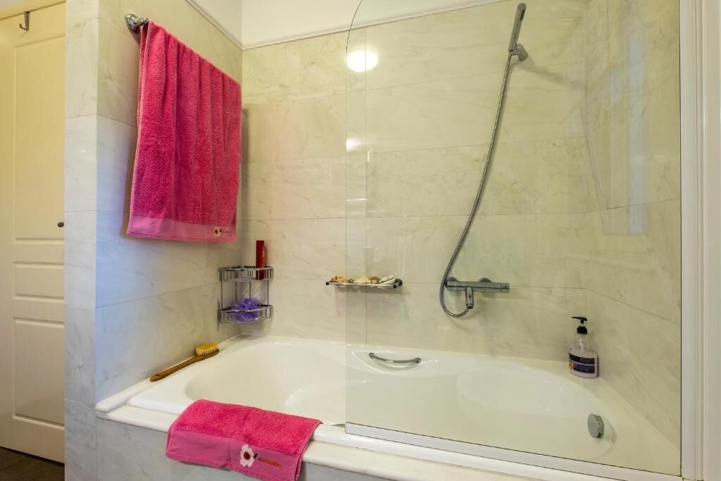 Photo of Bathroom in Halepa