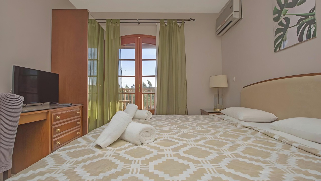 Photo of Bedroom in Tzavros