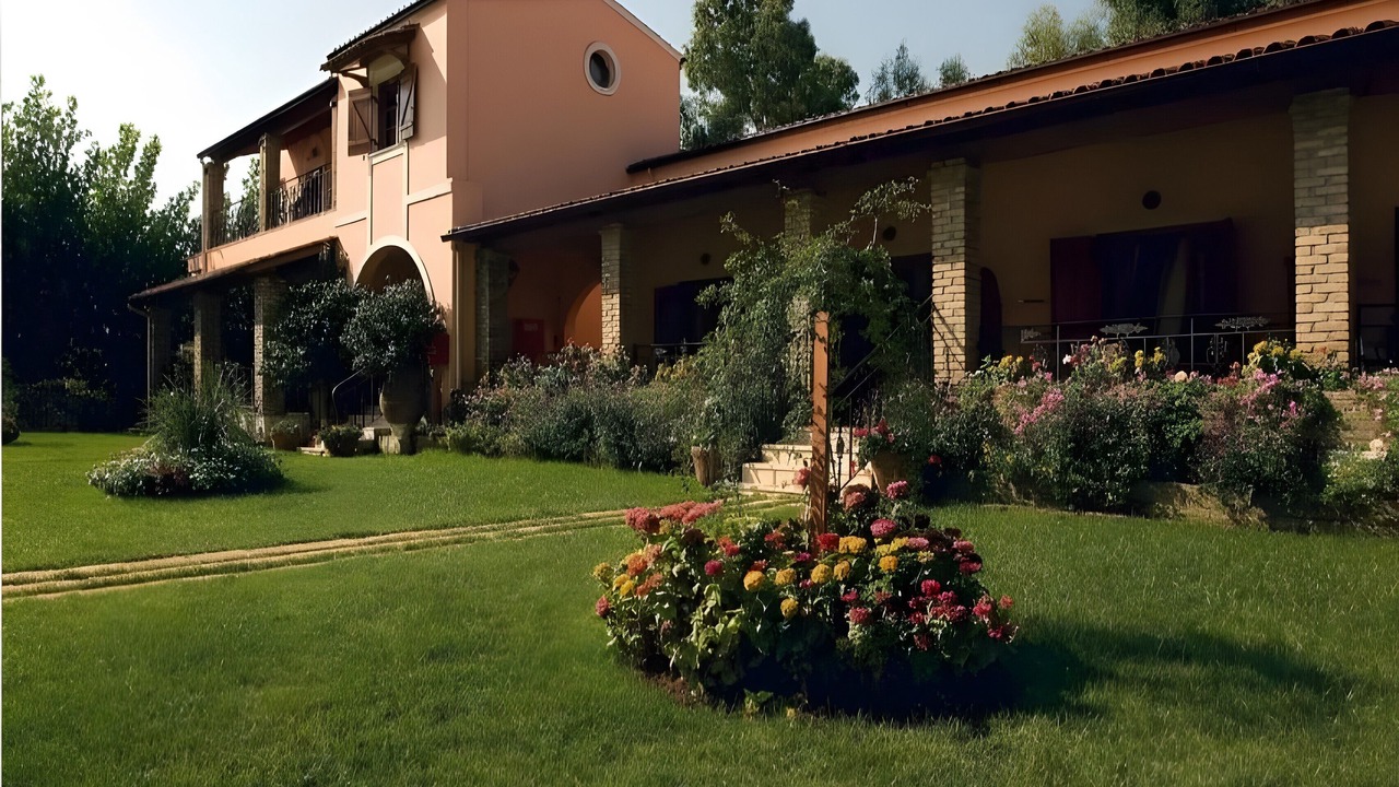Photo of Outdoor in Tzavros