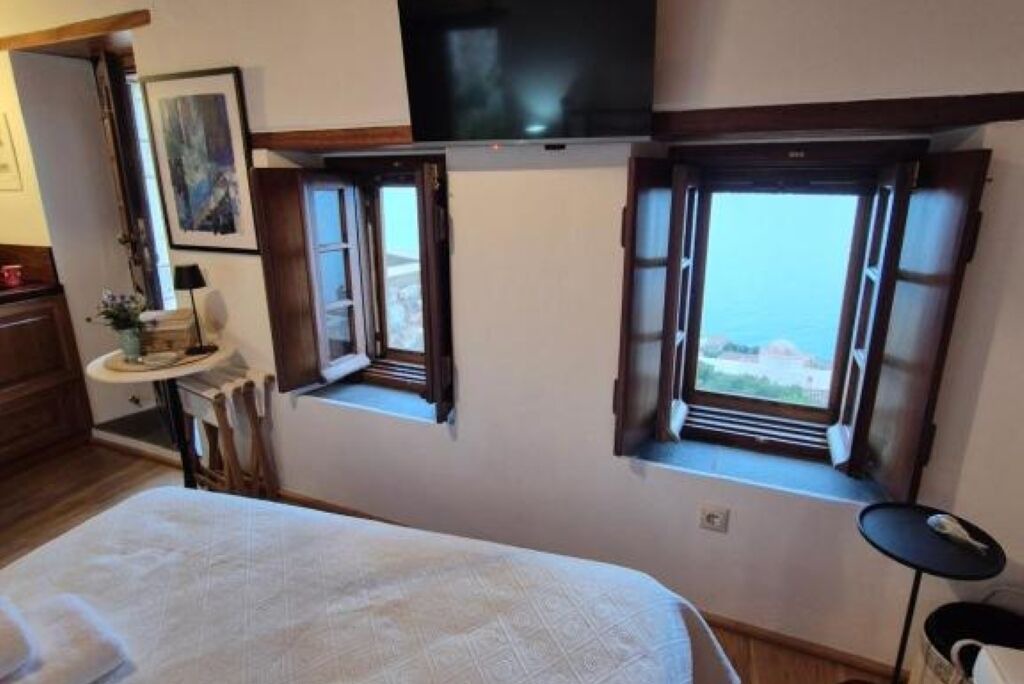 Photo of Bedroom in Monemvasia