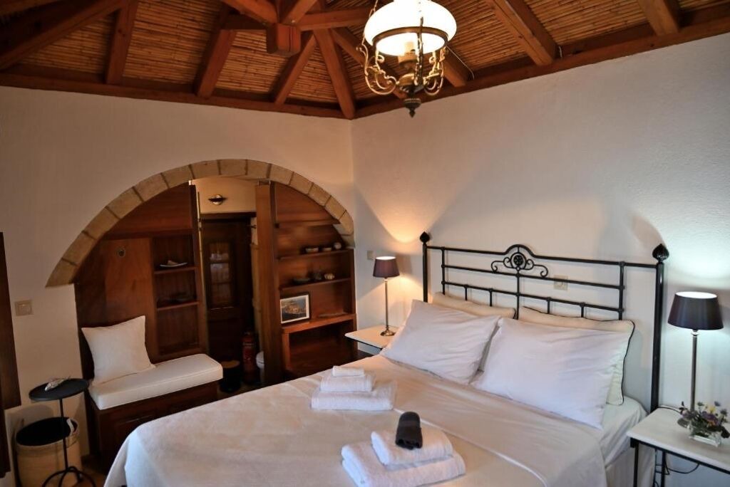 Photo of Bedroom in Monemvasia