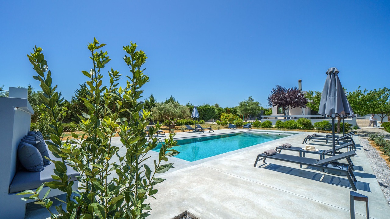 Photo of Outdoor in Perama