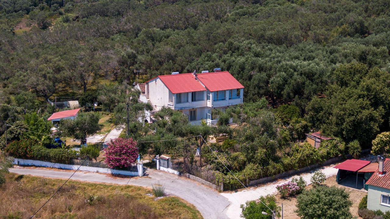 Photo of Outdoor in Notos