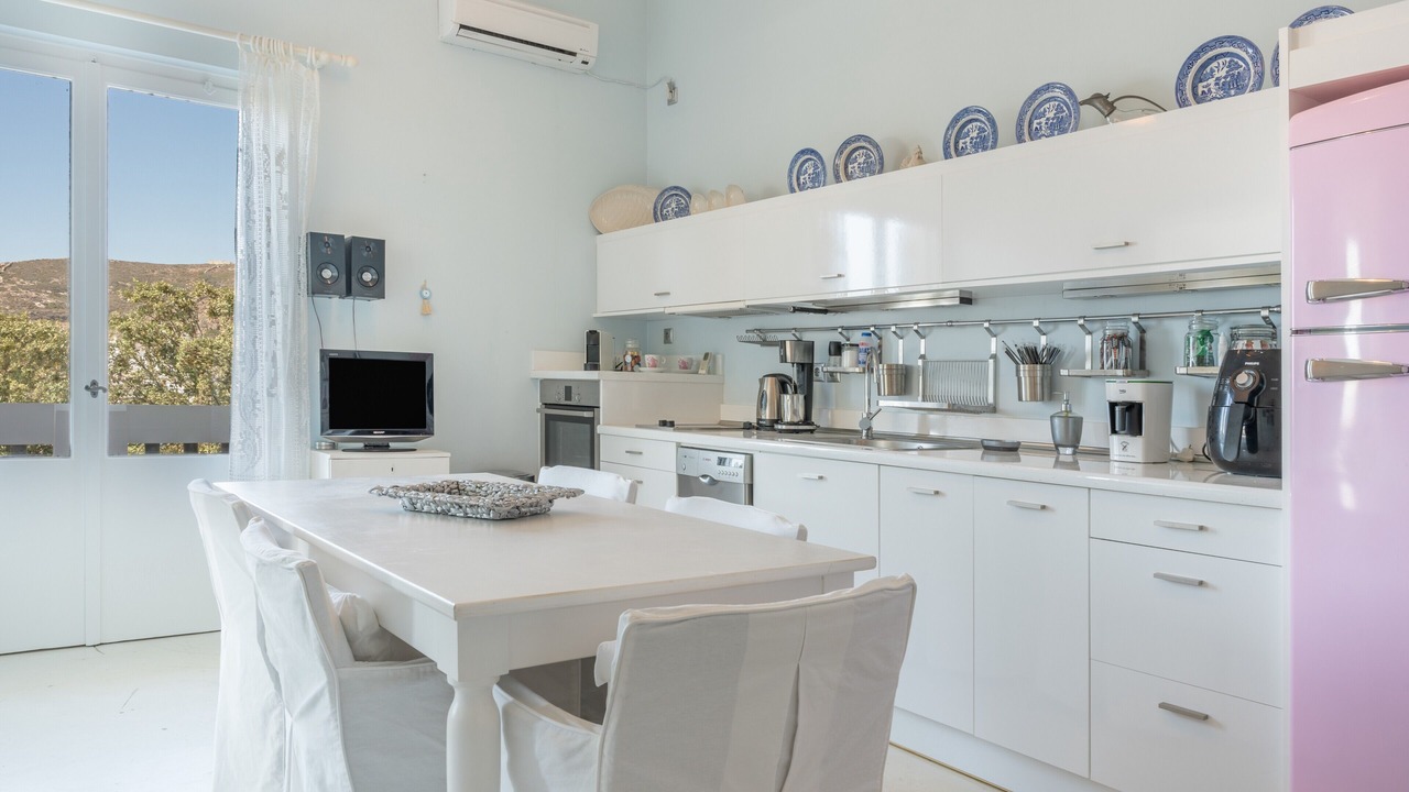 Photo of Kitchen in Psathi