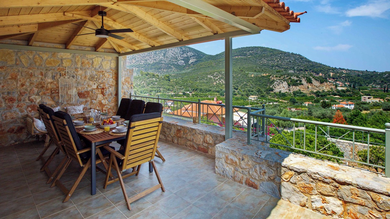 Photo of Outdoor in Melissopetra