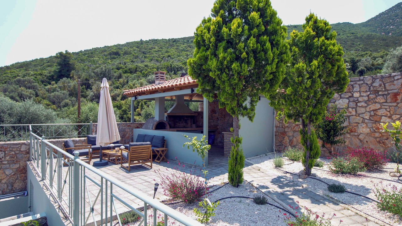 Photo of Outdoor in Melissopetra