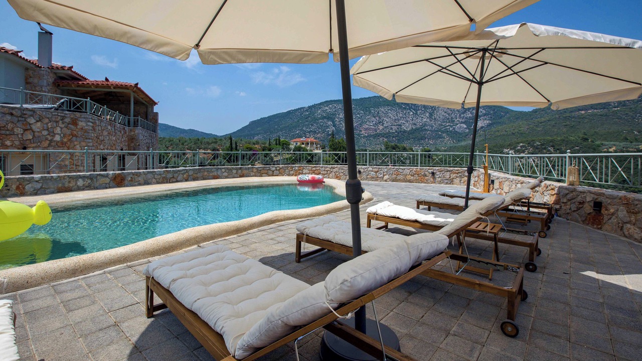 Photo of Outdoor in Melissopetra