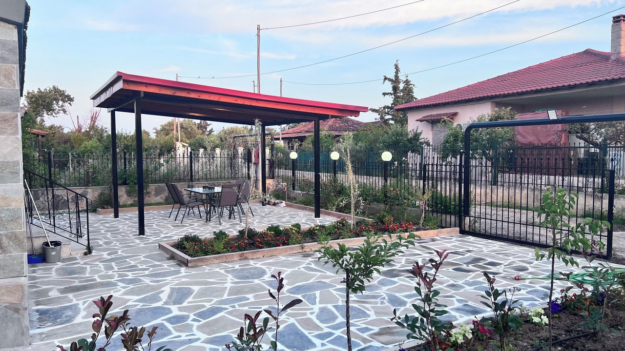 Photo of Patio Balcony in Nea Iraklia