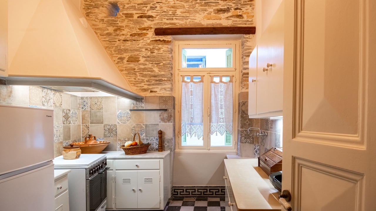 Photo of Kitchen in Paleopolis