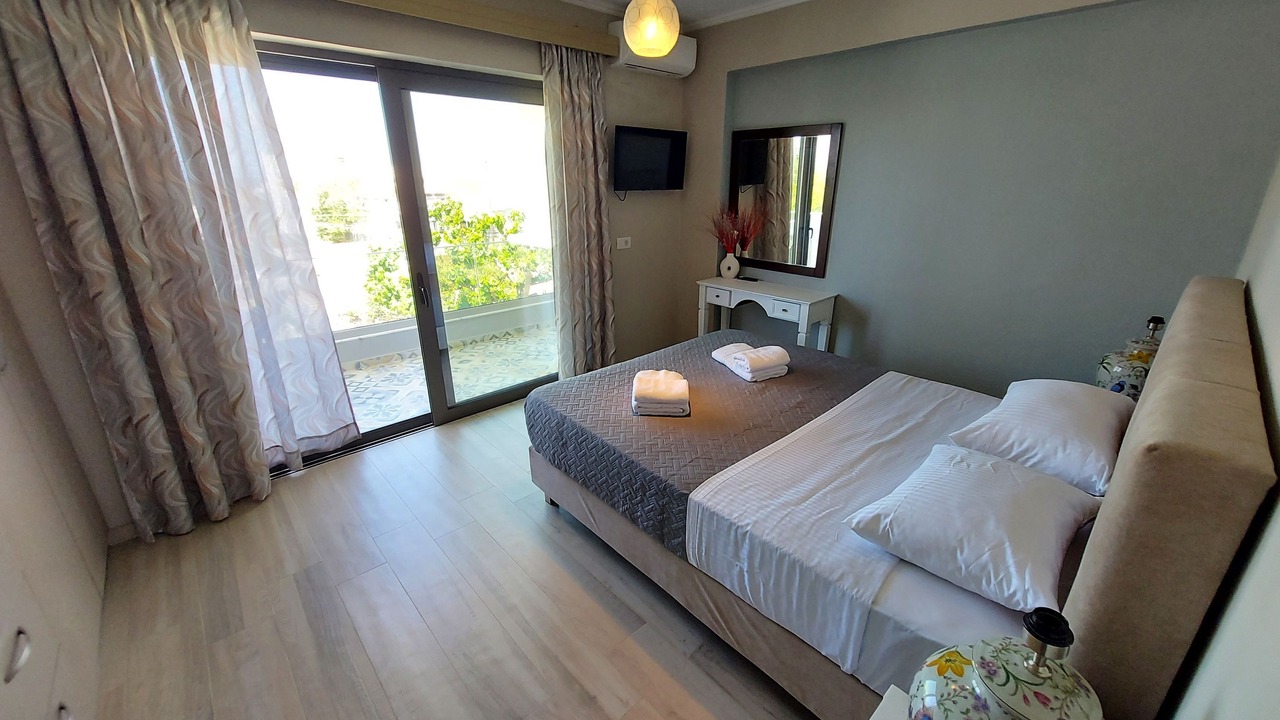 Photo of Bedroom in Platanes