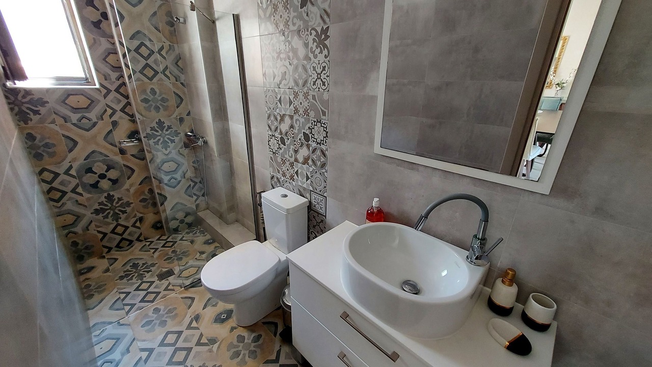 Photo of Bathroom in Platanes