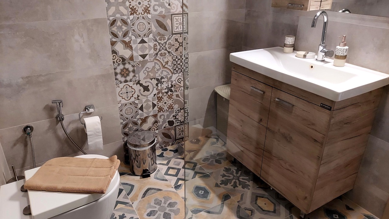 Photo of Bathroom in Platanes