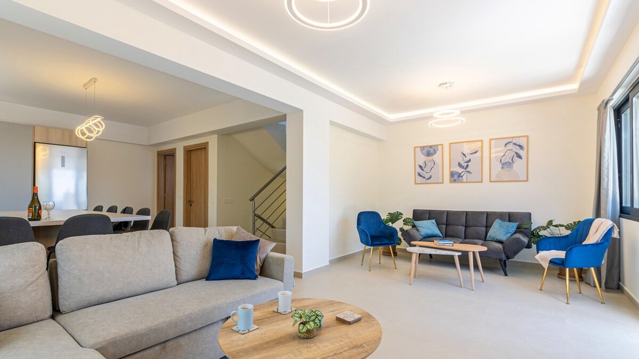 Photo of Livingroom in Gouvai