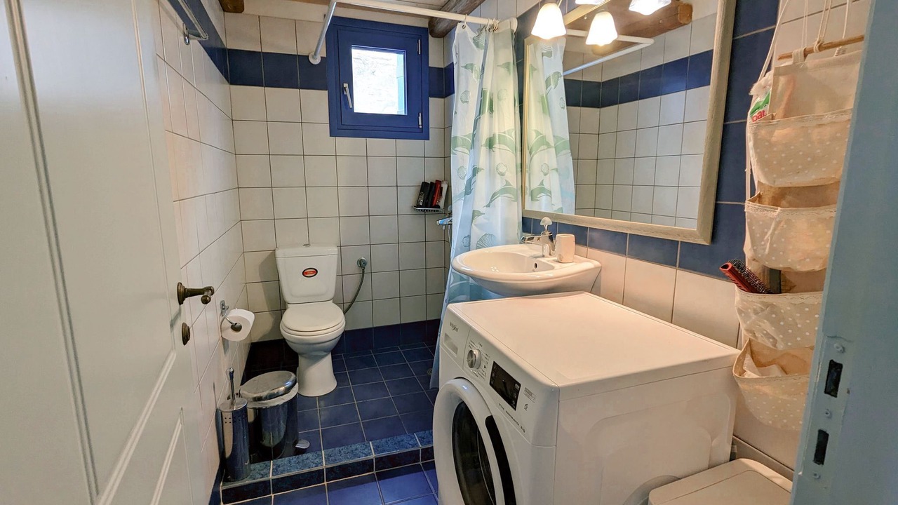 Photo of Bathroom in Loutra