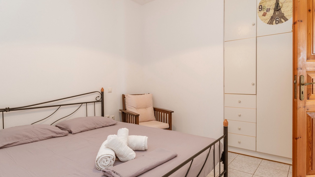 Photo of Bedroom in Plintri