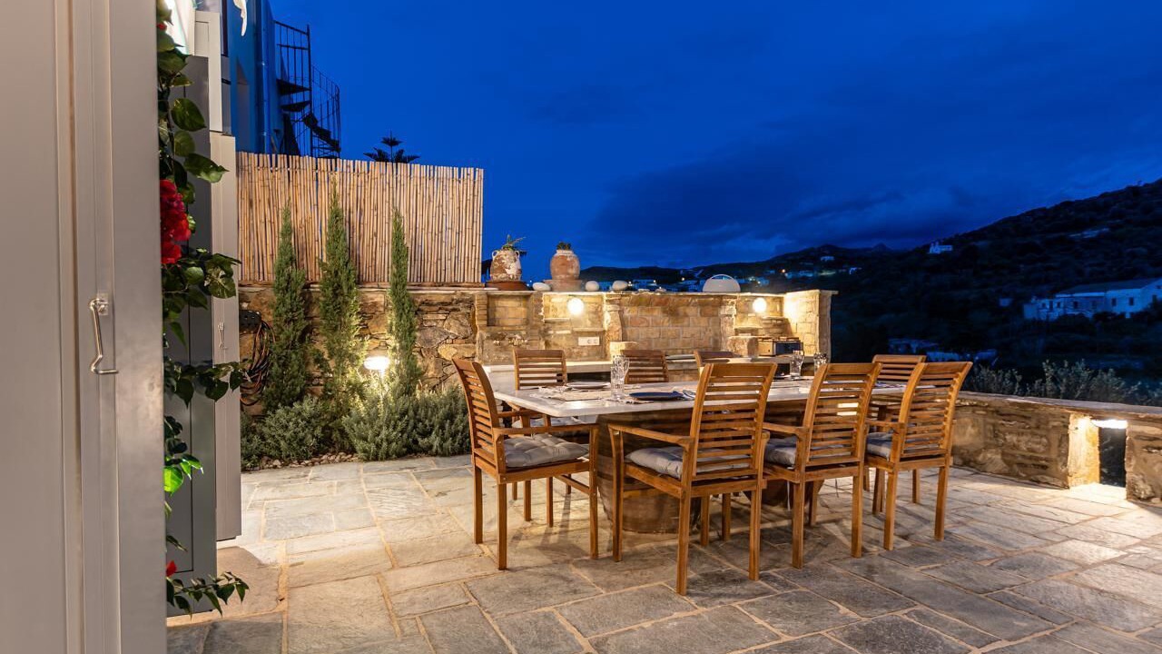 Photo of Outdoor in Melanes