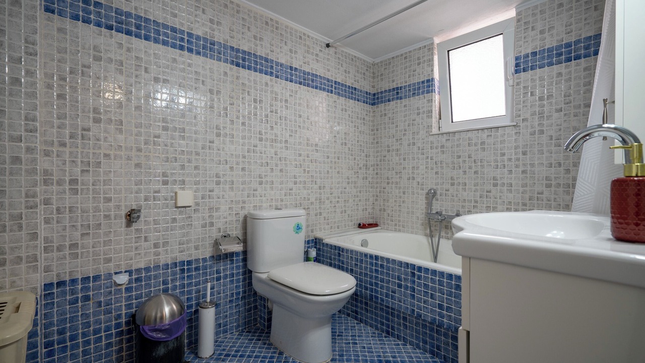 Photo of Bathroom in Khalandrion