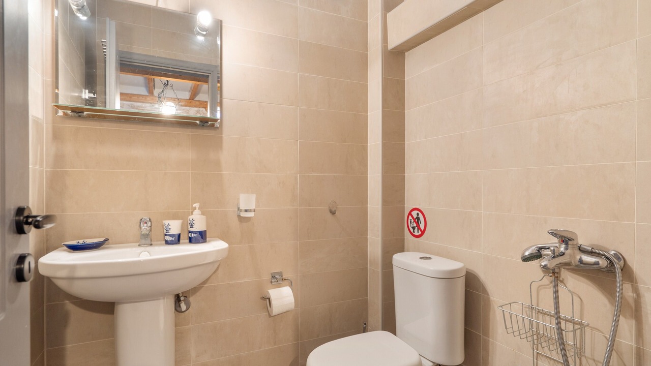 Photo of Bathroom in Evgiros