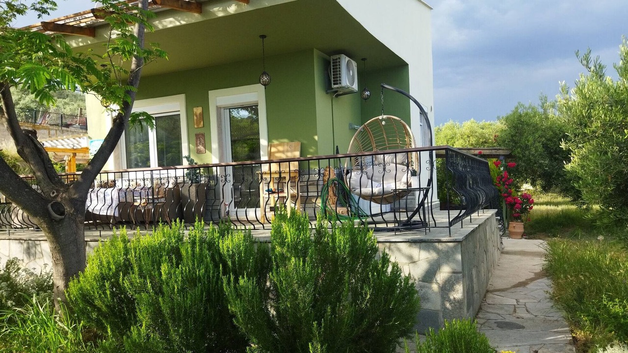 Photo of Patio Balcony in Pangaio