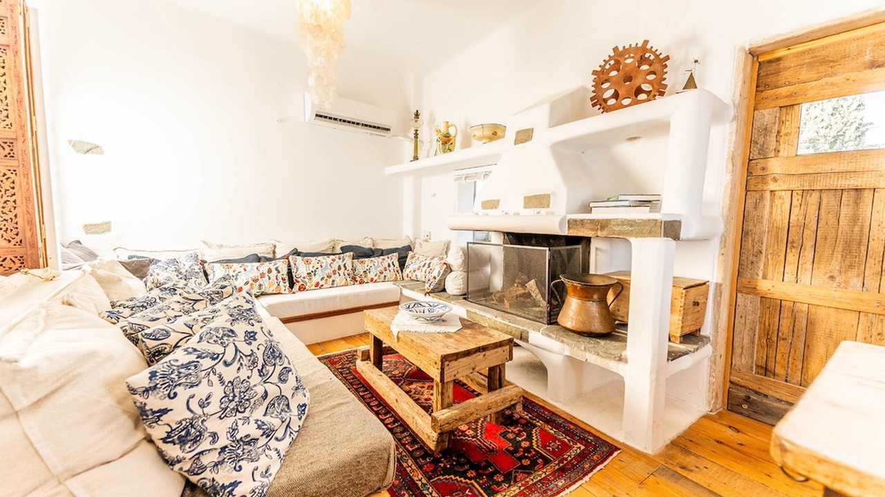 Photo of Livingroom in Limni Vouliagmenis