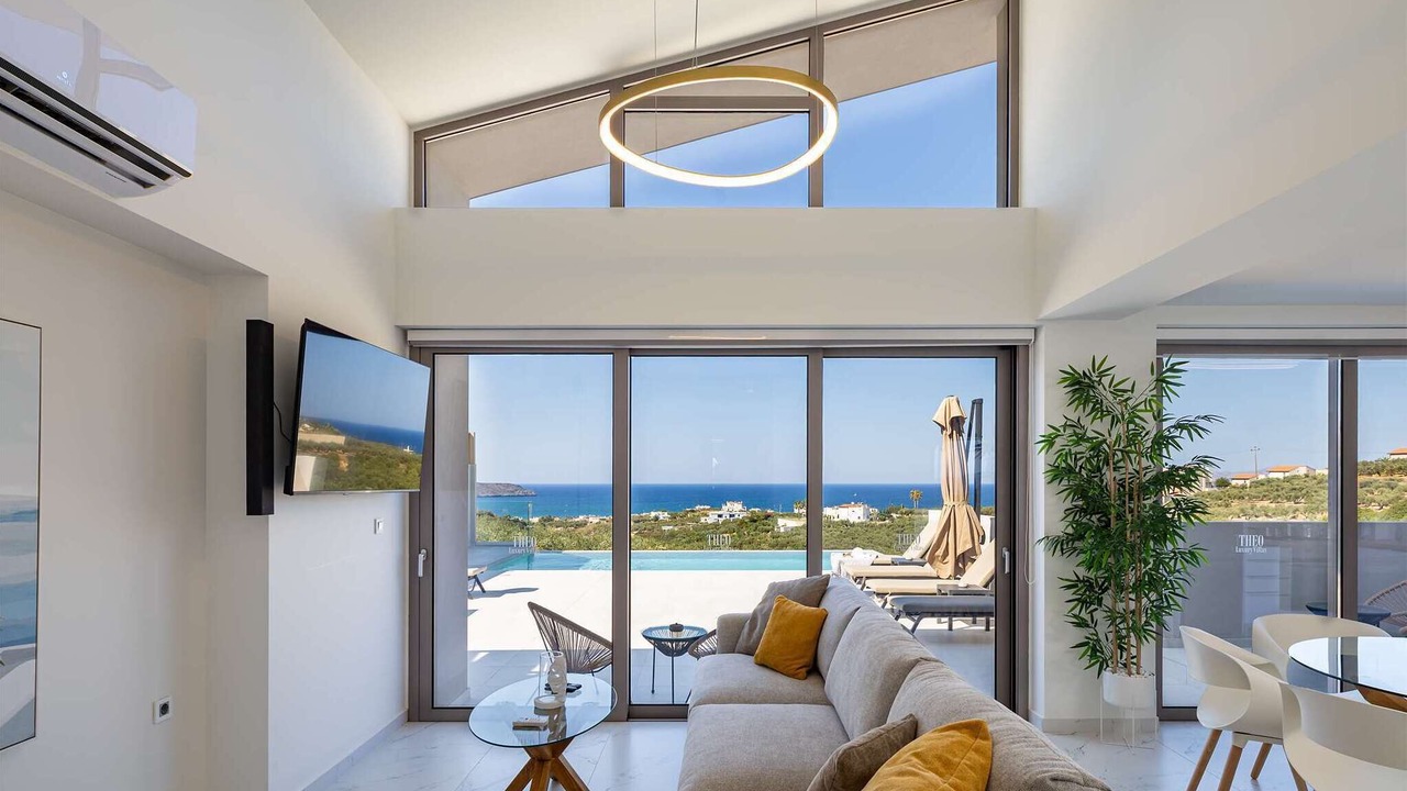 Photo of Bedroom in Stalos
