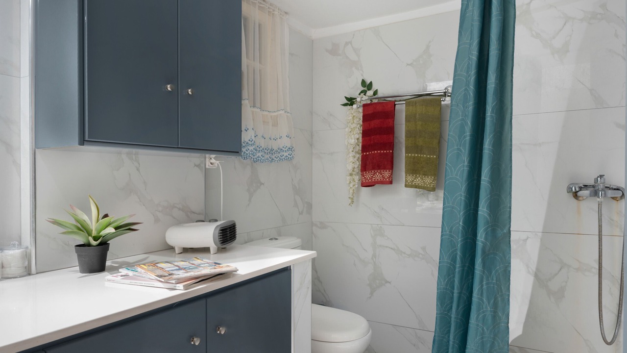 Photo of Bathroom in Kalymnos Town
