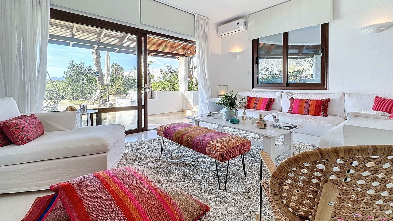 Photo of Livingroom in Plepi