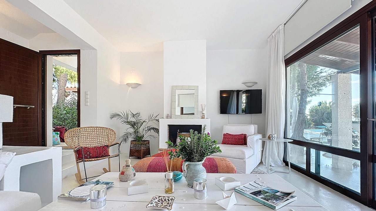 Photo of Livingroom in Plepi