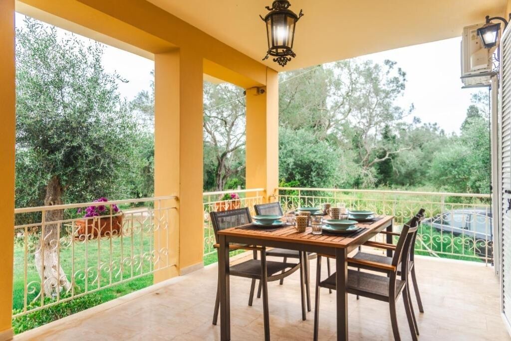 Photo of Outdoor in Molos