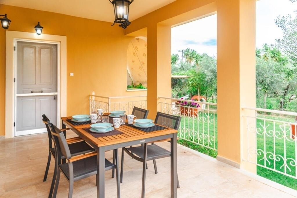 Photo of Outdoor in Molos