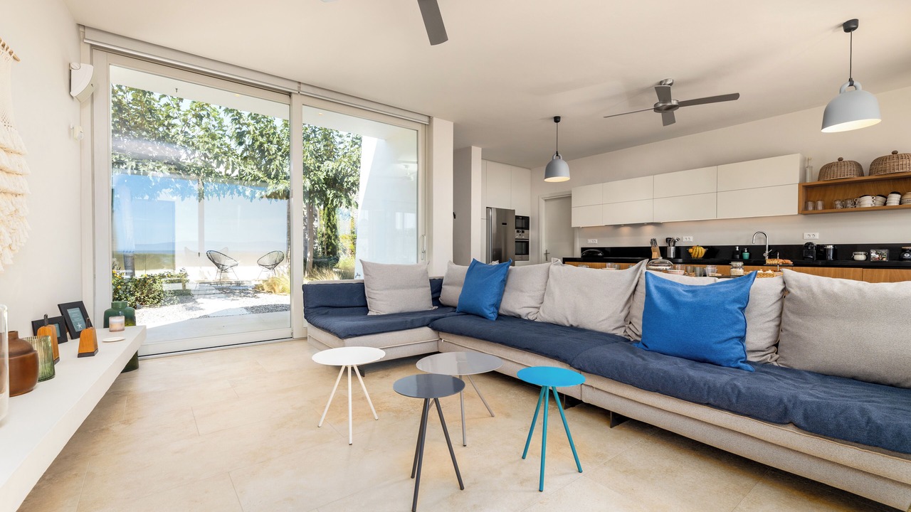 Photo of Livingroom in Drios