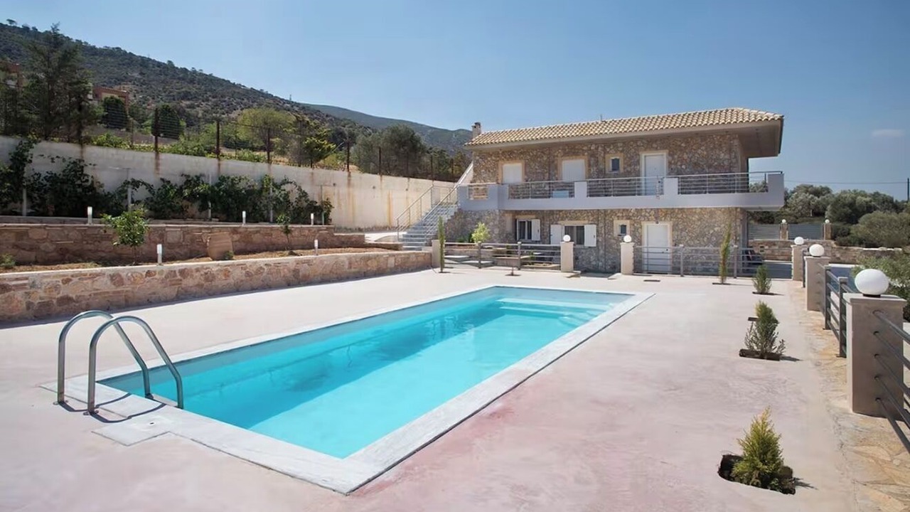 Photo of Outdoor in Saronikos