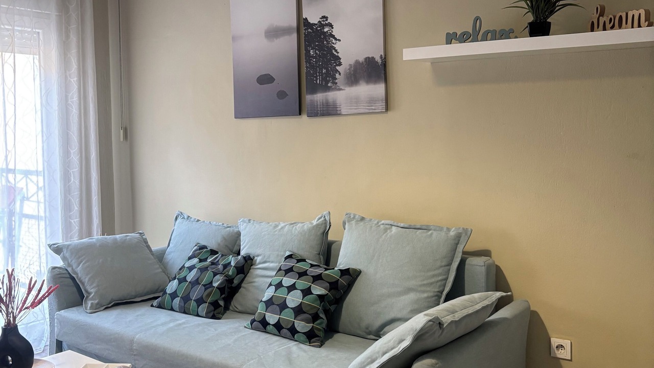 Photo of Livingroom in Drama