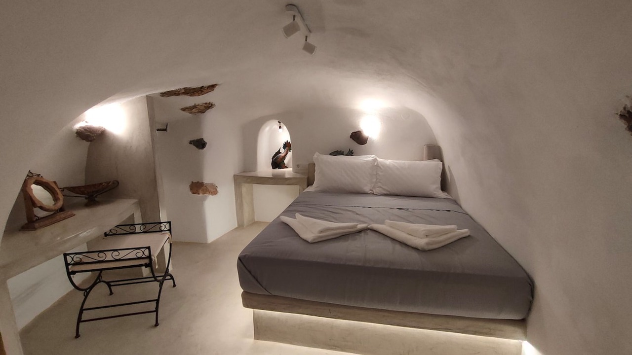 Photo of Bedroom in Emporio