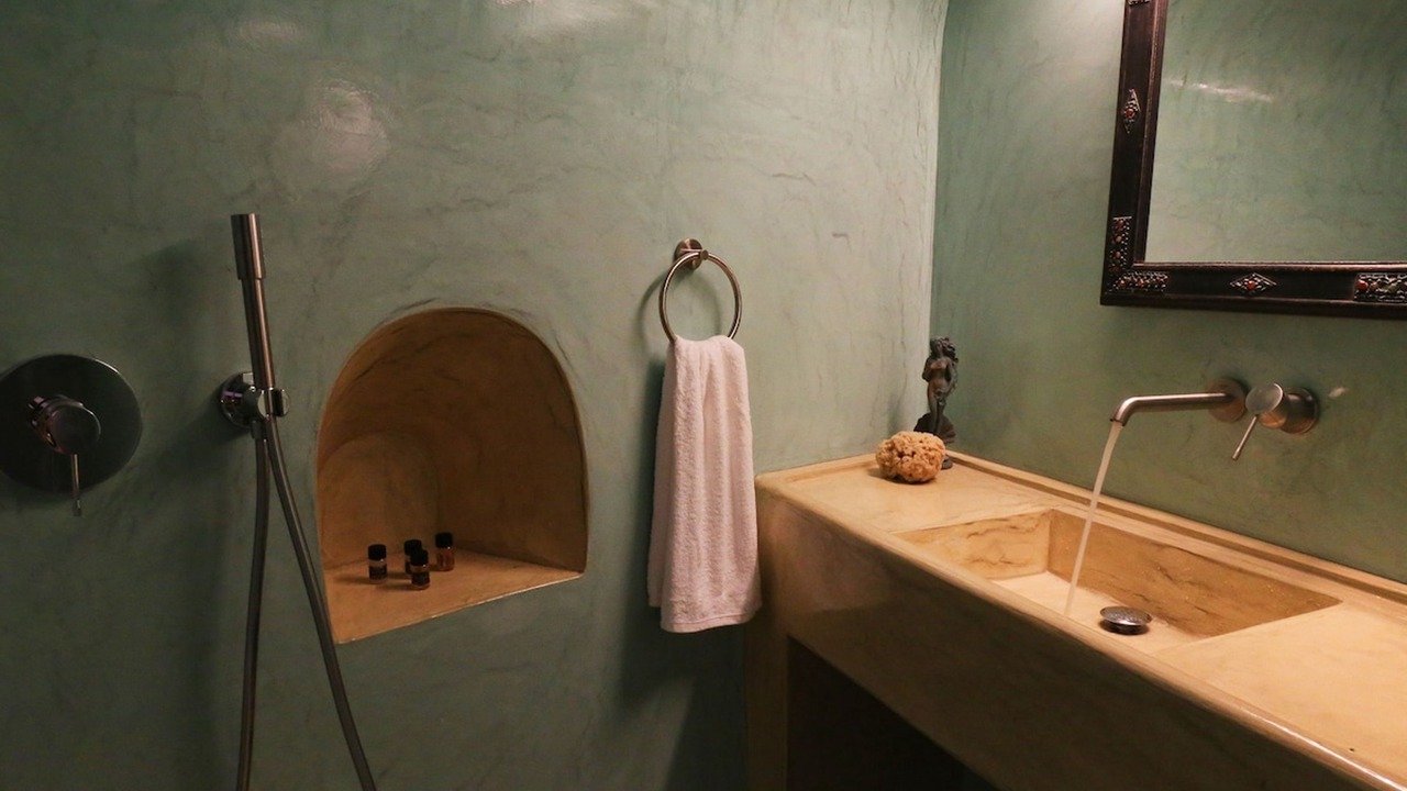 Photo of Bathroom in Emporio
