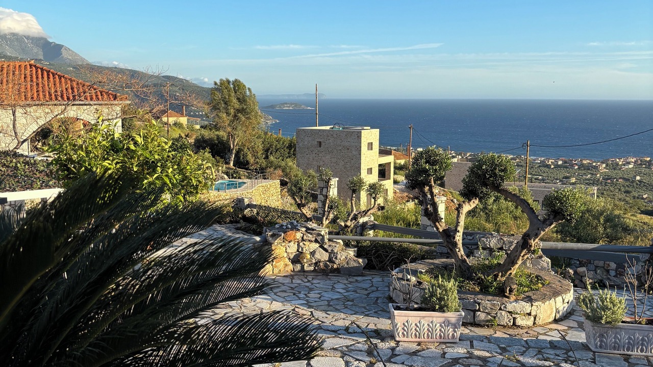 Photo of Outdoor in Lefktron