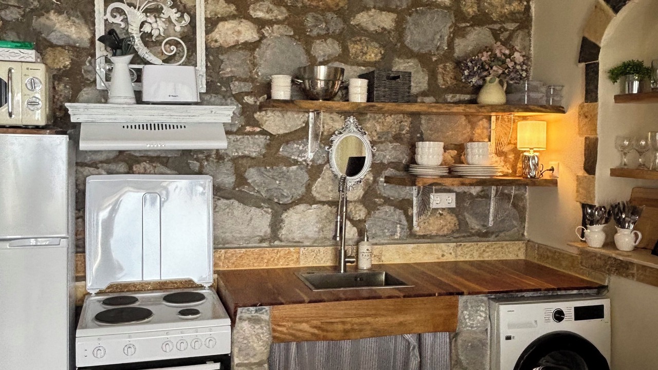 Photo of Kitchen in Lefktron