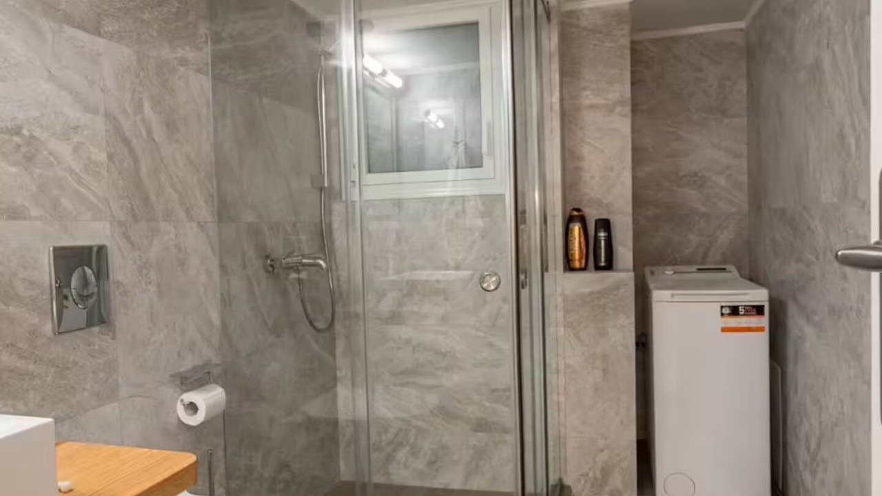 Photo of Bathroom in Pasalimani