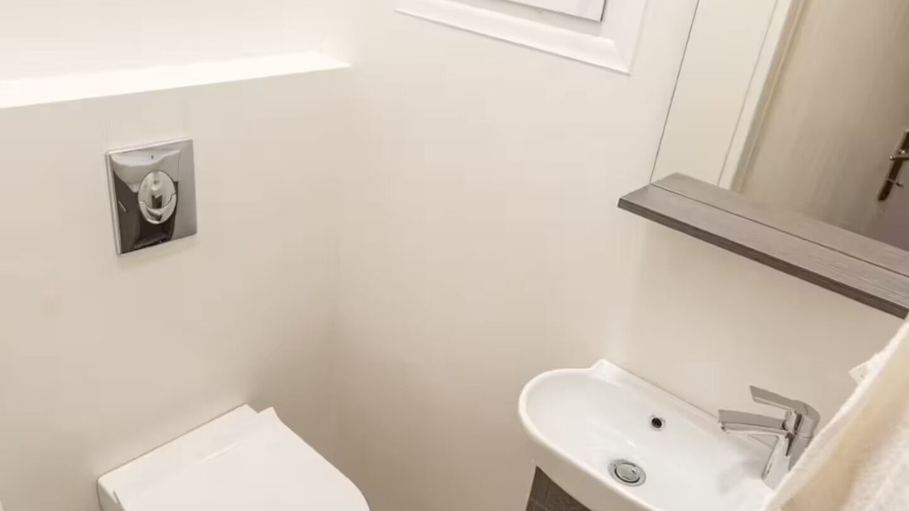 Photo of Bathroom in Pasalimani