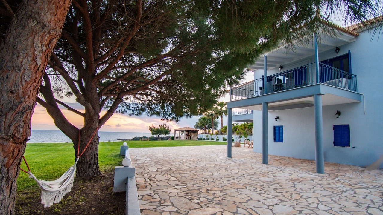 Photo of Patio Balcony in Vromonerion