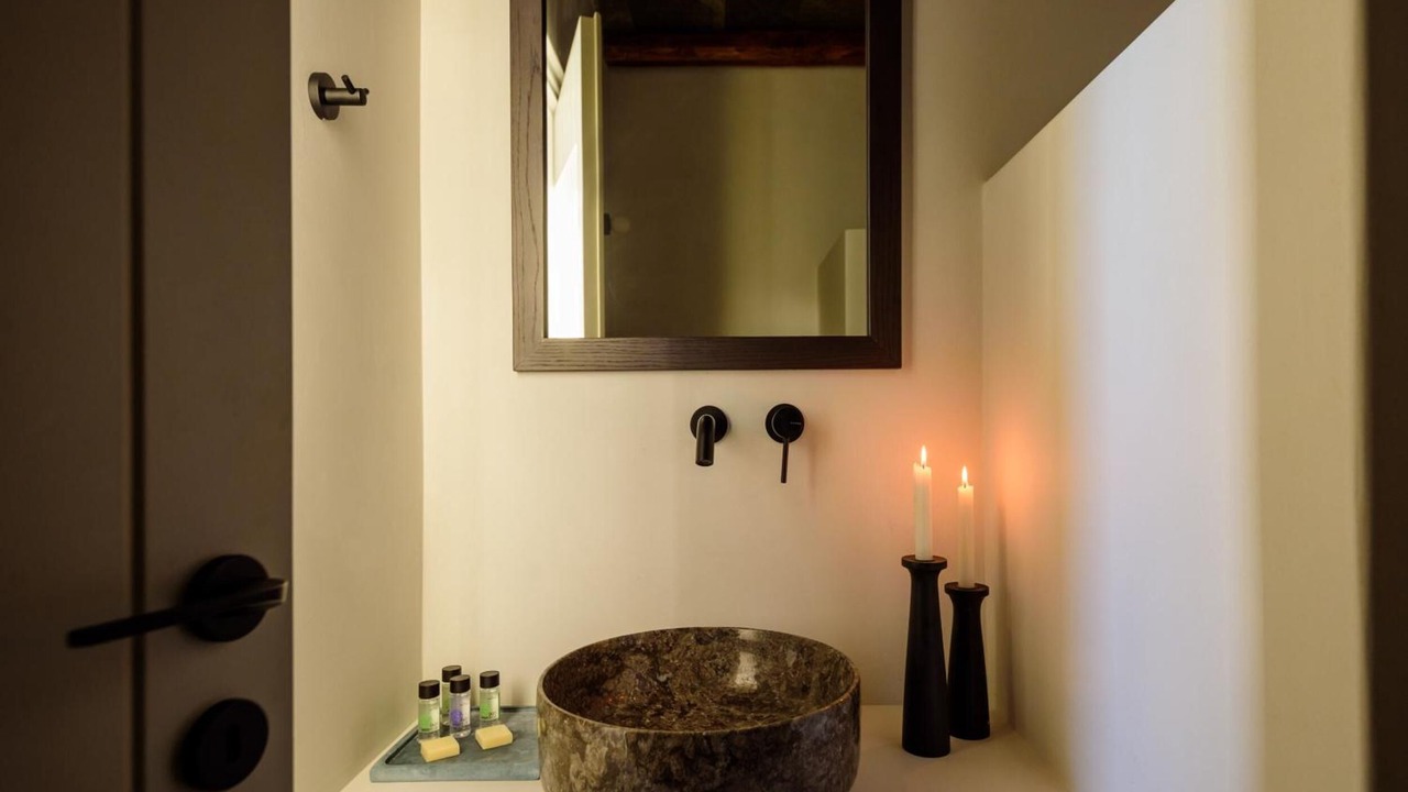 Photo of Bathroom in Ano Meria