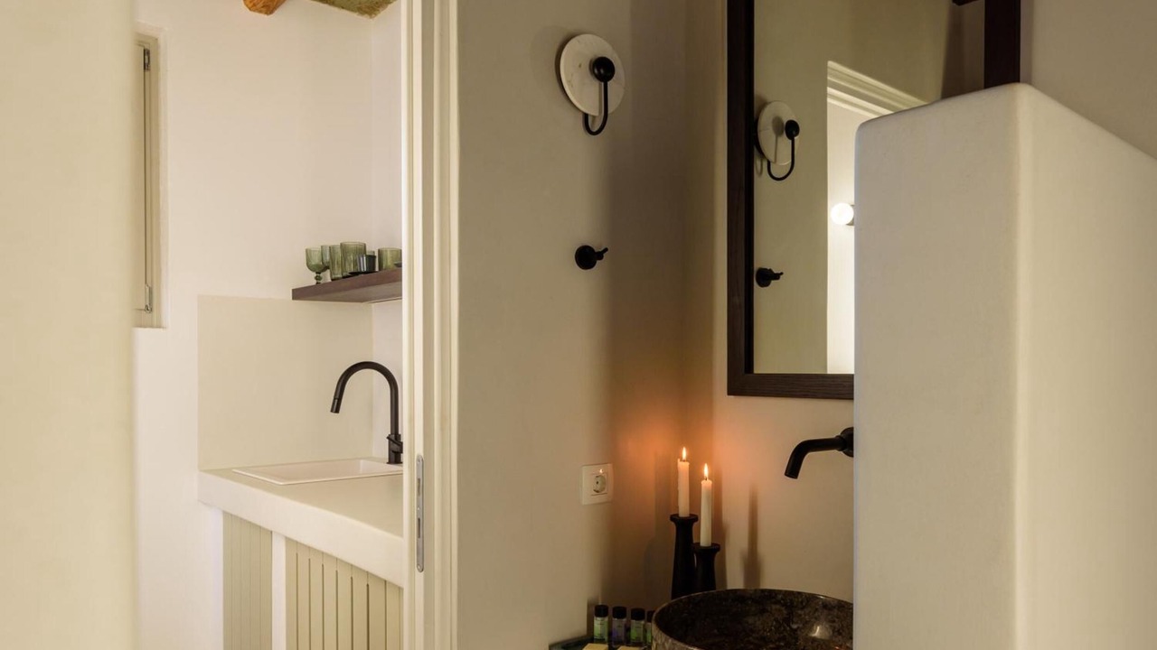 Photo of Bathroom in Ano Meria