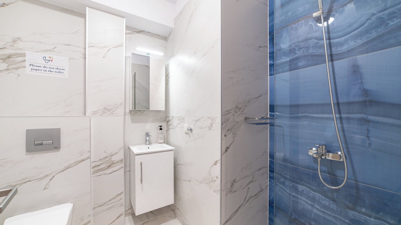 Photo of Bathroom in Ofrinion