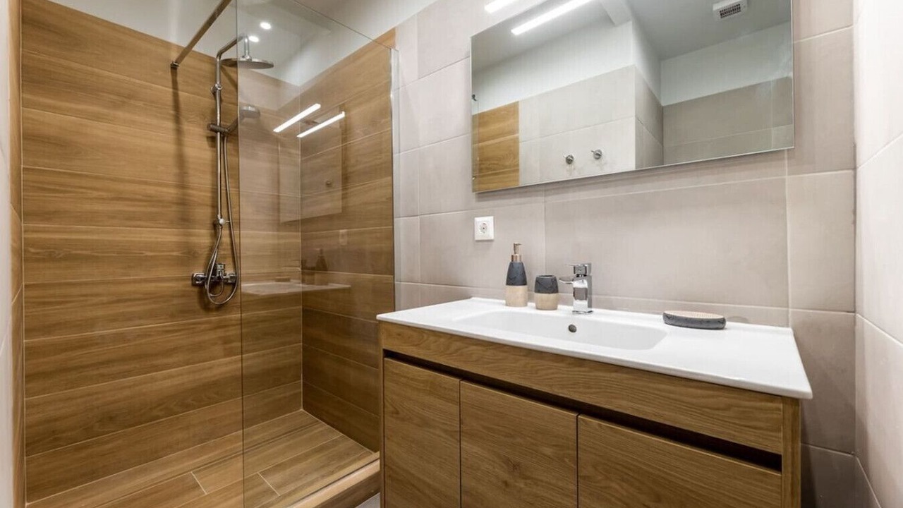 Photo of Bathroom in Nea Ionia